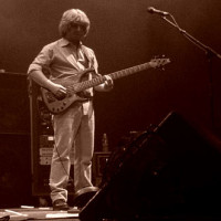 Mike Gordon on 2/28/03, Photo by Ari Chasin