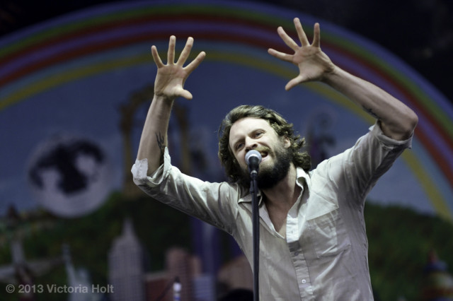17VictoriaHolt_20130524_FatherJohnMisty_04