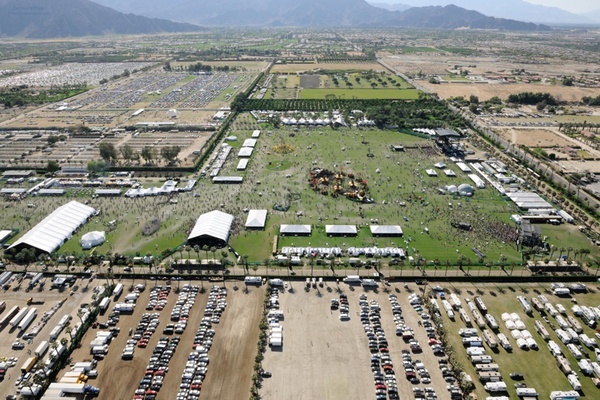 Phish Festival 8: Images from Indio