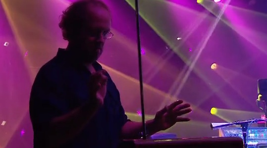 Video: Phish – “Undermind” @ UIC 8/15/11 [Official]