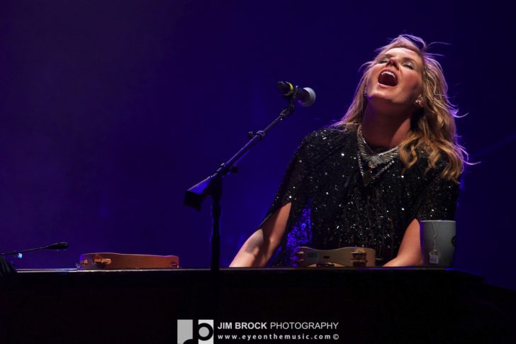 CONCERT RECAP: Grace Potter and the Nocturnals & Nicki Bluhm and The Gramblers @ Wiltern LA 11/2/12