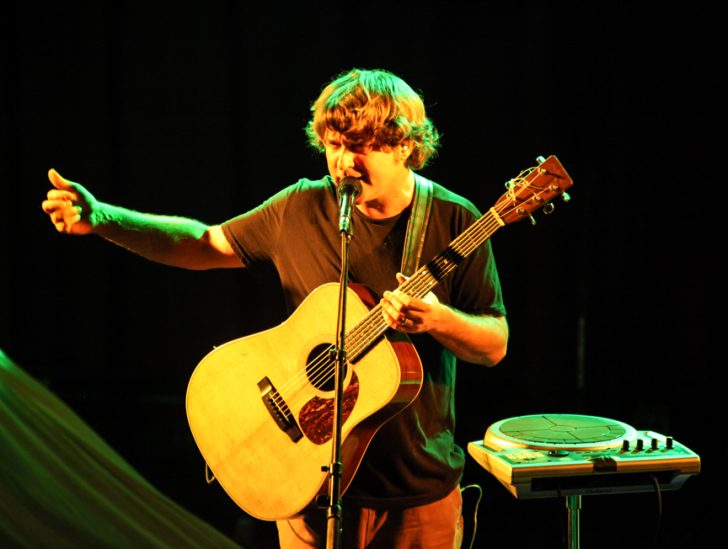 Keller Williams announces 2014 fall tour dates