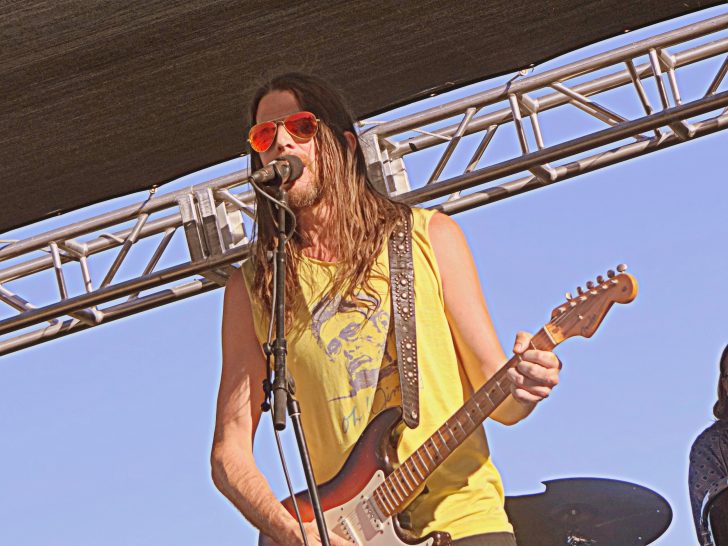 WATCH: Jonathan Wilson Plays The Grateful Dead (Cover Set)