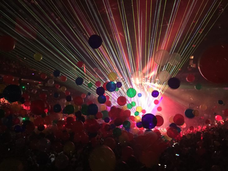 #HEADY LINKS (Phish, Widespread Panic, Kanye West, Paul McCartney, Deer Tick & more)