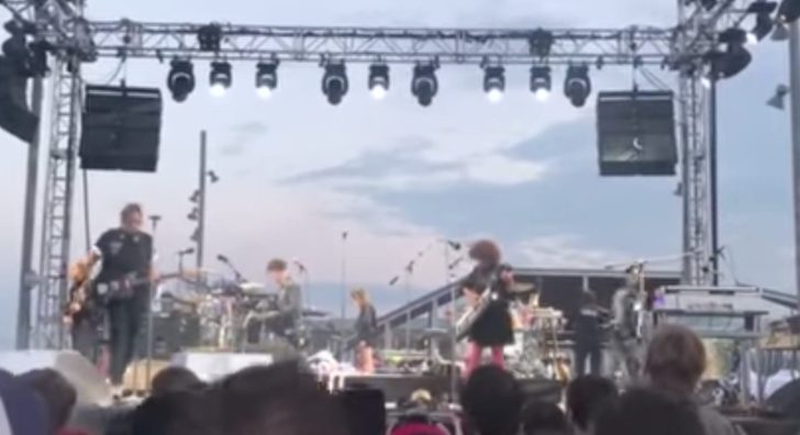 Watch Arcade Fire debut “Creature Comfort” live @ Primavera Sound 2017