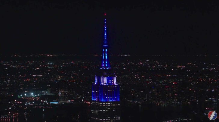 Watch the Empire State Building Sync Their Light Show to Dead and Company’s “Touch of Grey” Encore Last Night