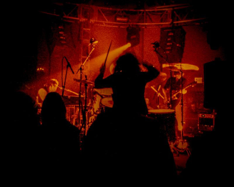 the-secret-machines-release-live-album-live-at-the-garage-from-london-2006-concert