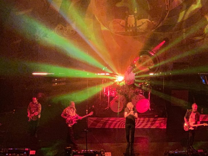 Pink Floyd Bandmates Roger Waters and Nick Mason Reunite For Pink Floyd Classic in New York City [PHOTOS/VIDEO]