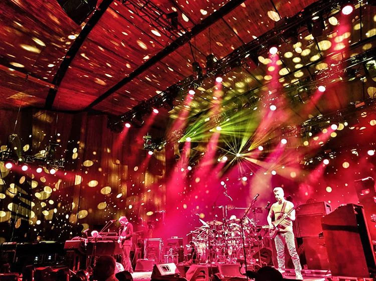 phish plays blossom in cuyahoga falls ohio and delivers a huge birds of a feather and debut of a life beyond the dream