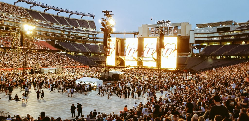 rolling stones come to boston photo by phanart