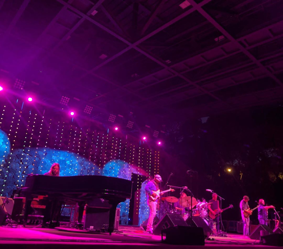 joe russos almost dead frost ampitheater stanford honeyhive