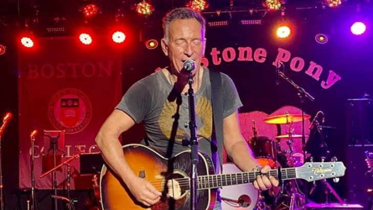 Bruce Springsteen Plays Benefit Show at Stone Pony Last Night [SETLIST / VIDEOS]