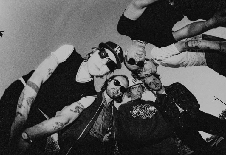 Cage the Elephant promo image ahead of new single "Metaverse"
