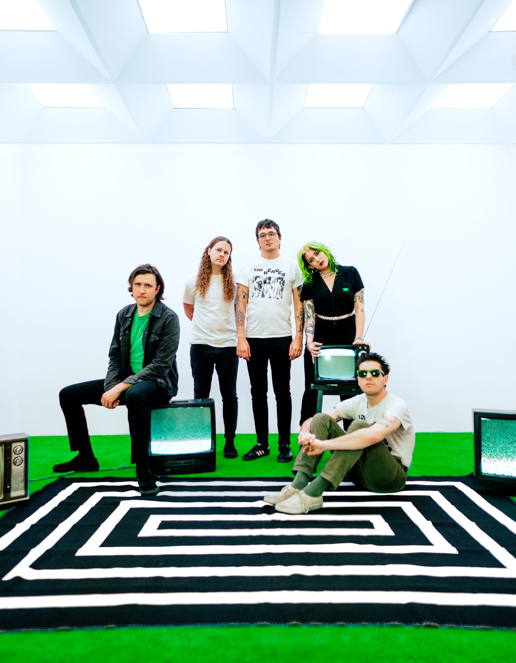 frankie and the witches promo shot