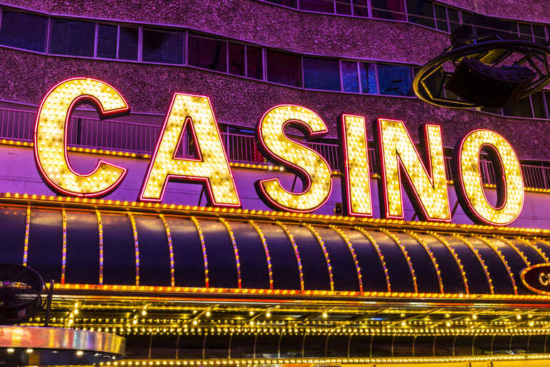 An iconic casino setting for music video production