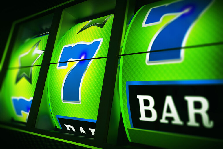 An online slot machine showing triple sevens