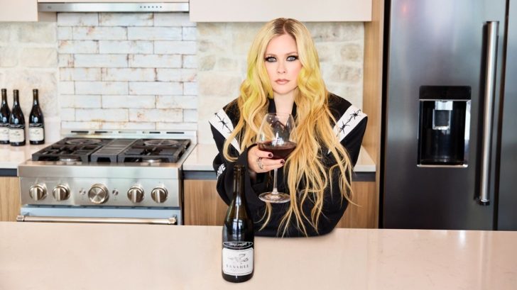 Avril Lavigne and Banshee Wines Unveil ‘Complicated’ Pinot Noir Collaboration