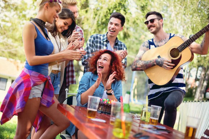 Why Live Music Lovers Wind Down With Mood’s Beverages and Gummies