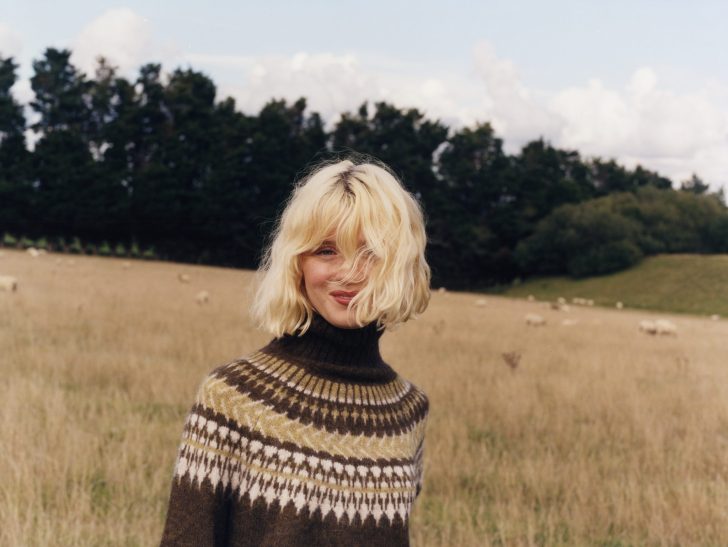 Maisie Peters Returns With Two New Singles: “You You You” and “Audrey Hepburn”