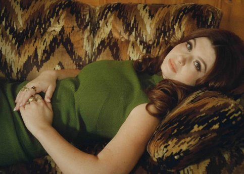 Willow Avalon Releases “Cardinal Sin” Featuring Jason Isbell Ahead of Upcoming Album ‘Pink Pocket Pistol’