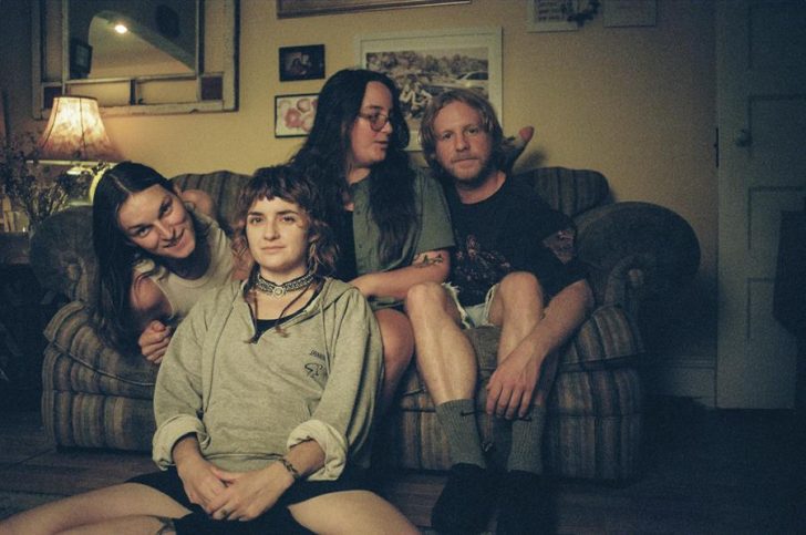 Sadurn Announce New Album ‘The Underworld’ with Poignant Single “whole thing”