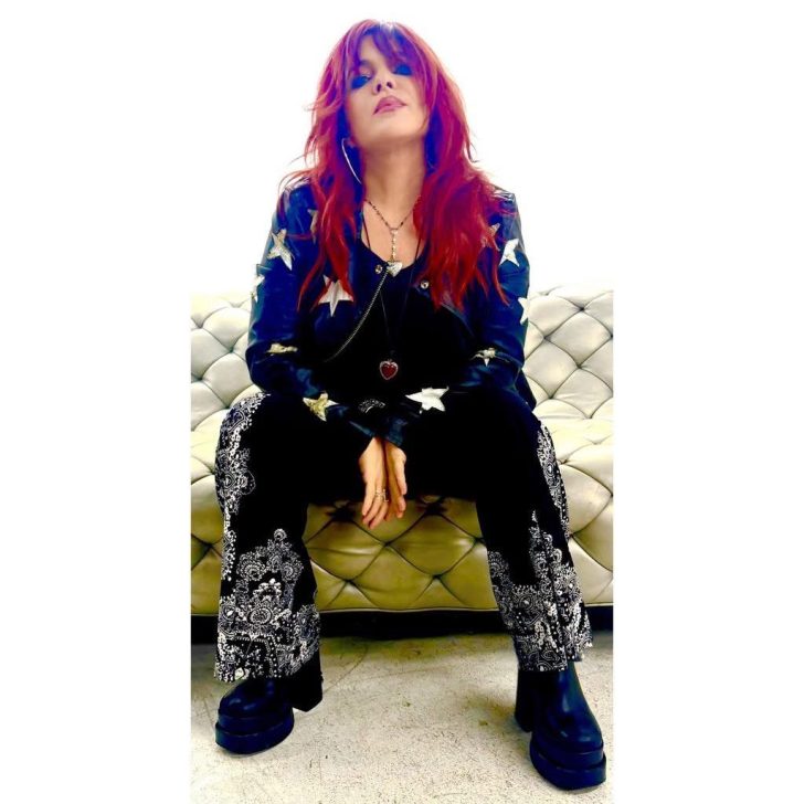 Heather Anne Lomax Returns With a Bold New Sound on “Step Aside”