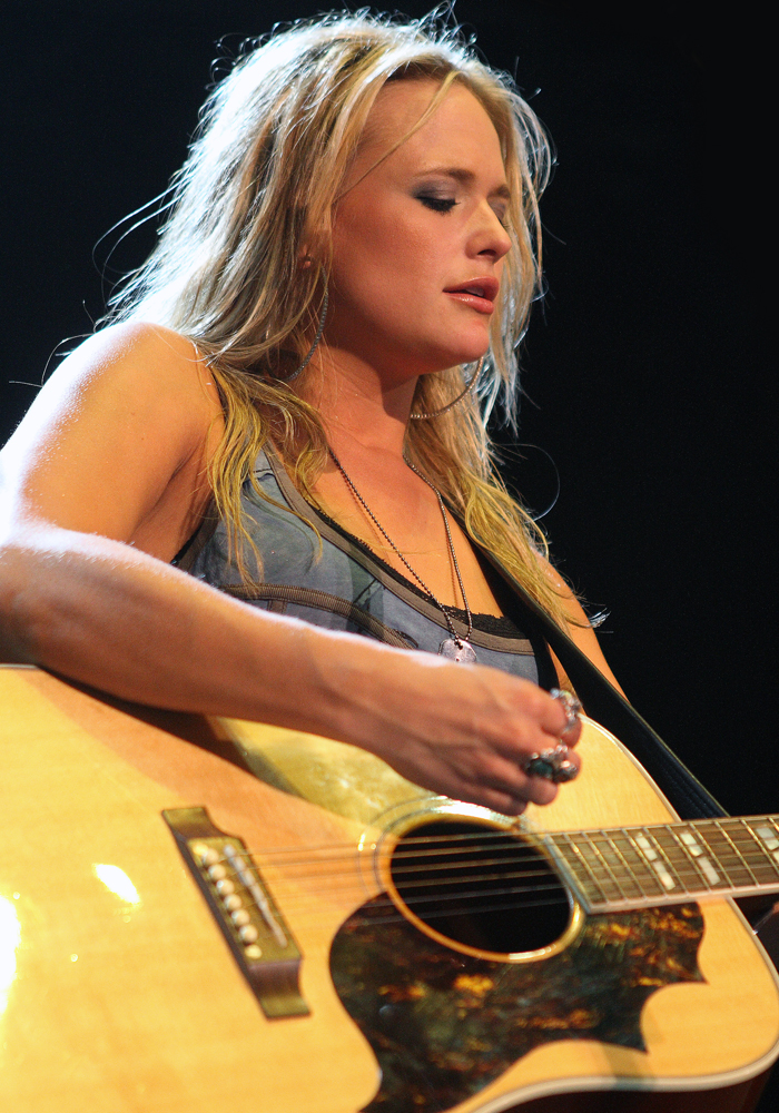Miranda Lambert performing live in 2007