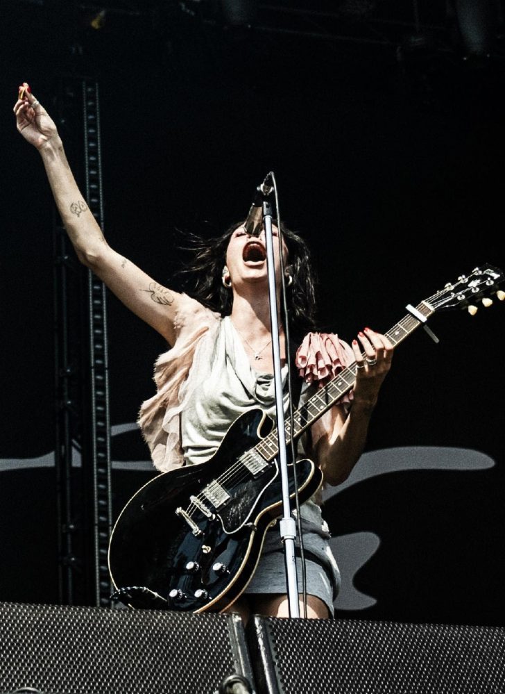 Listen to Gibson’s Monthly Spotify Playlist to discover new music and emerging artists HERE.