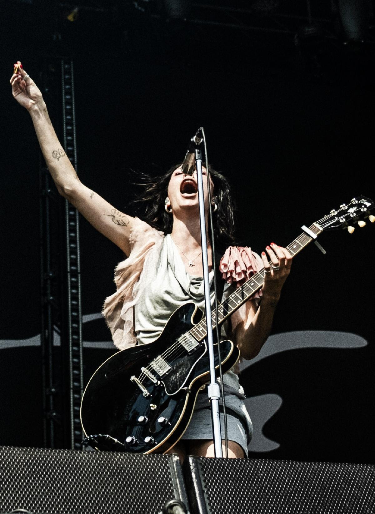 Listen to Gibson’s Monthly Spotify Playlist to discover new music and emerging artists HERE.